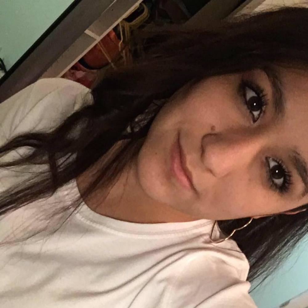 Meet your Posher, Paola